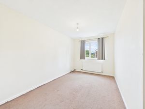 Bedroom- click for photo gallery